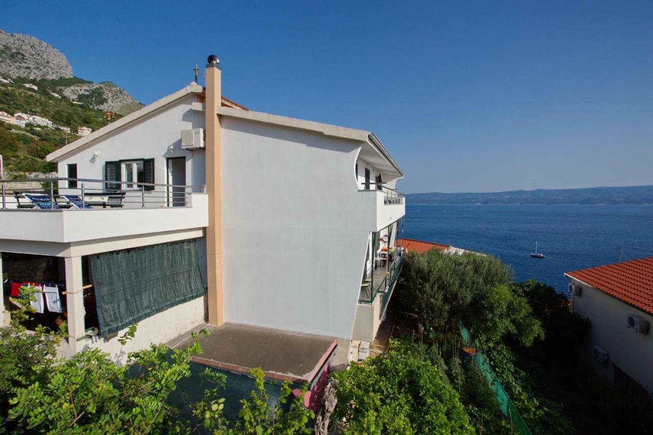 Apartment Lelas Omiš Exterior foto